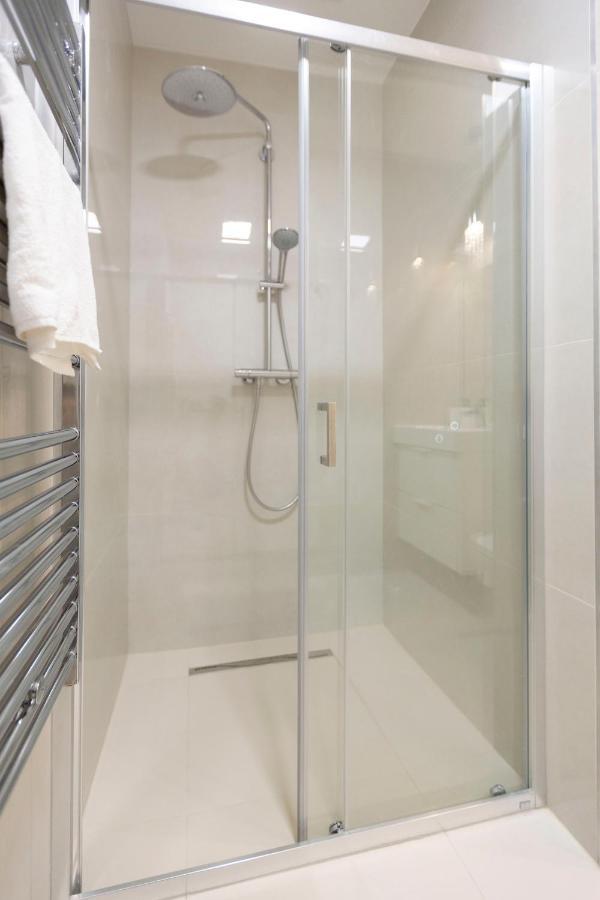 Exclusive Downtown Apartment In The Heart Of Budapest Exteriör bild