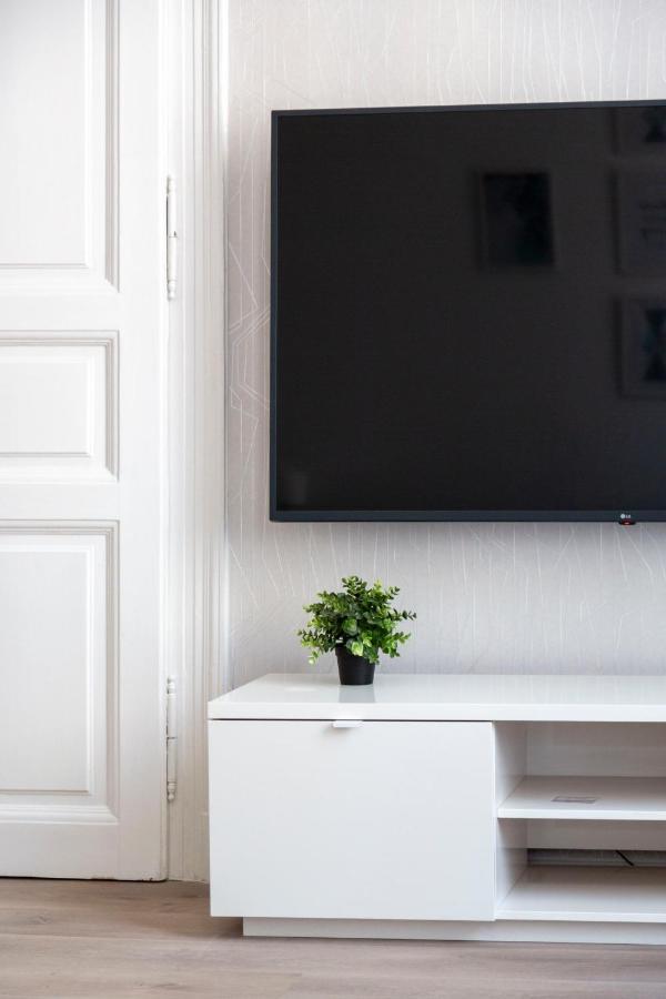 Exclusive Downtown Apartment In The Heart Of Budapest Exteriör bild